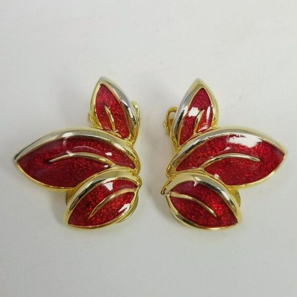 Vintage Red Enamel Leaf Clip On Earrings, Gold Tone Setting, Retro Estate - Picture 1 of 6